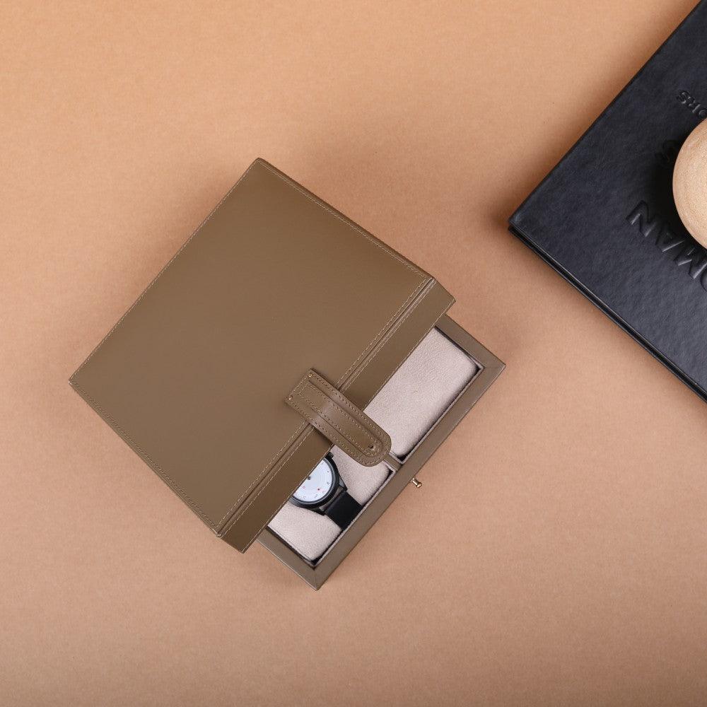 Olive Green Leather Tesoro Watch Box