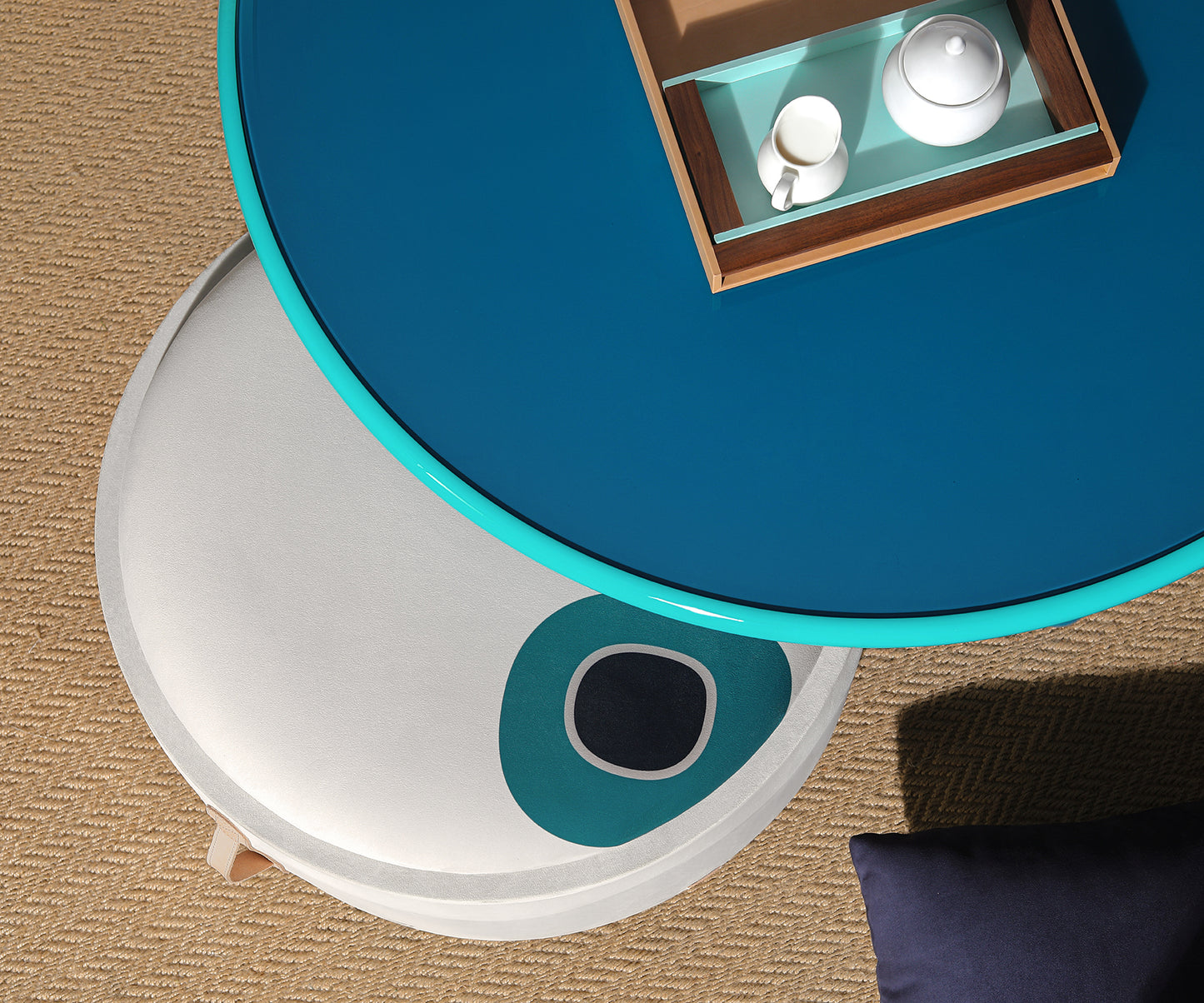 Eyo Pouffe, Aqua