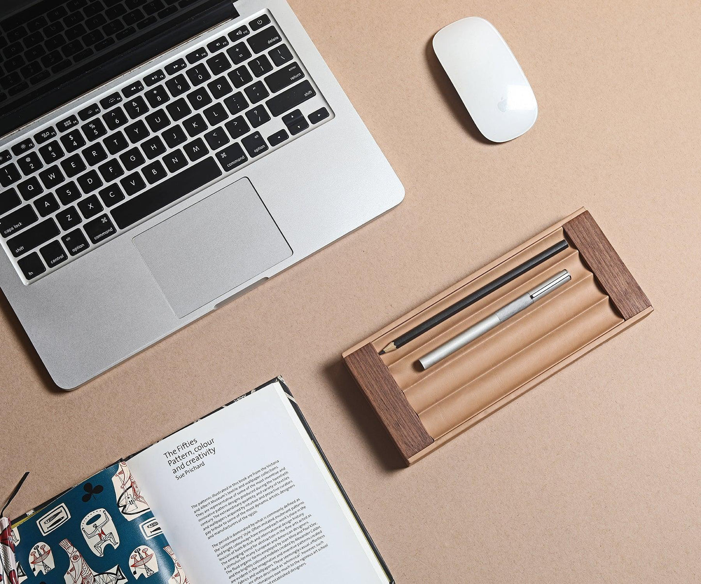 Buy Nude Tino Pen Tray - Arrange Pens - Taamaa