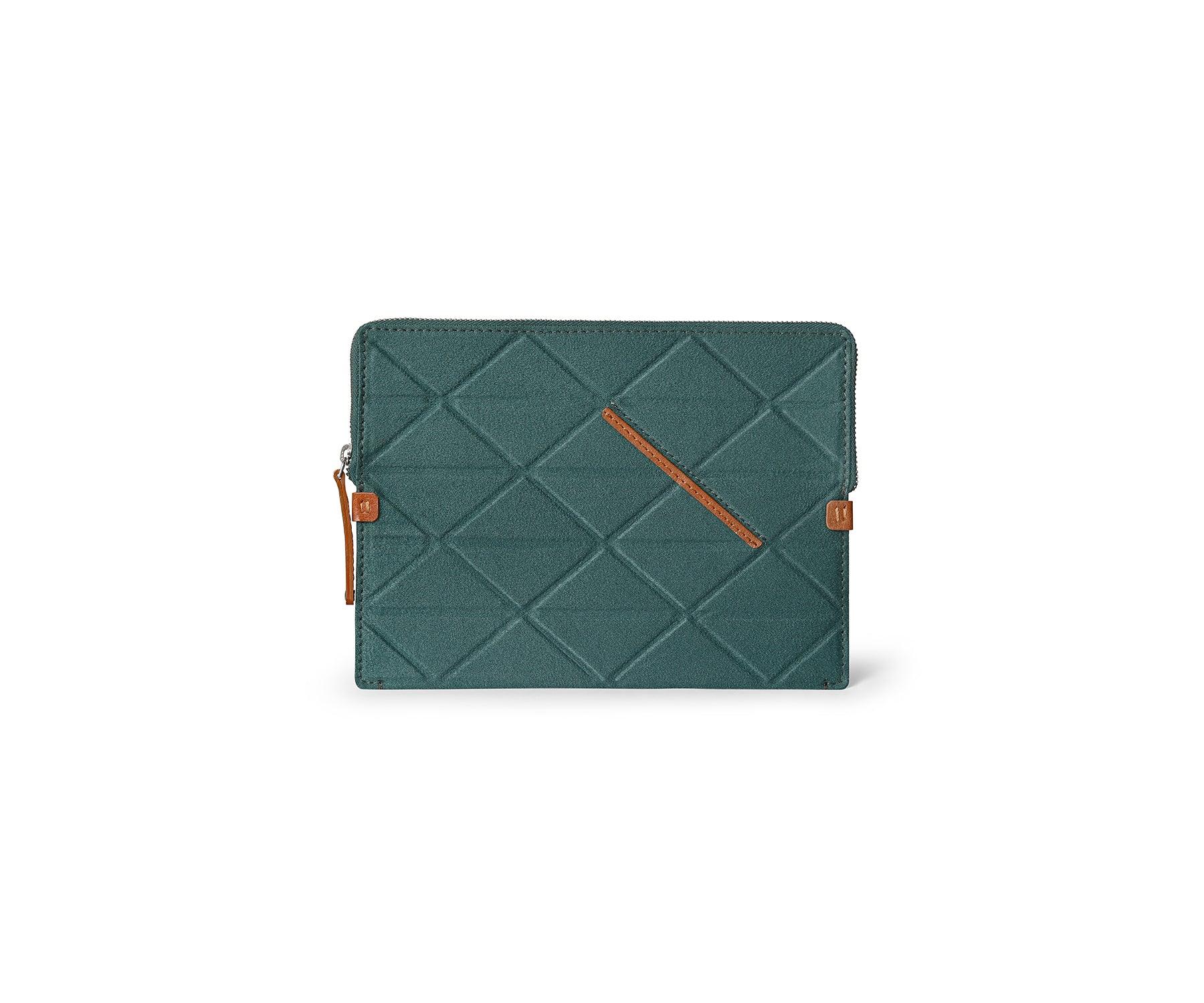 Buy Green Medium Sleeve Bag - Travel Pouch - Taamaa