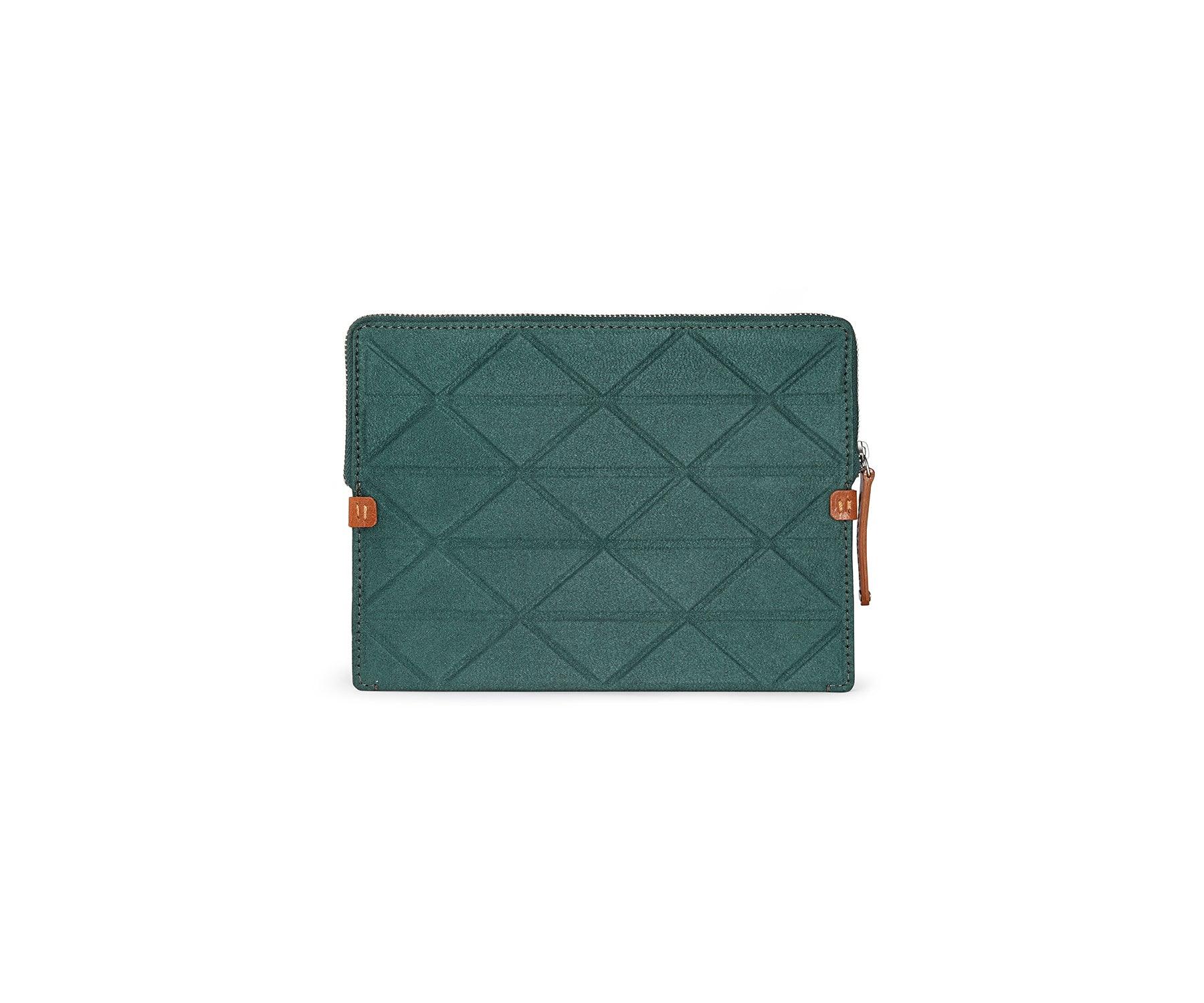 Buy Green Medium Sleeve Bag - Versatile Storage - Taamaa