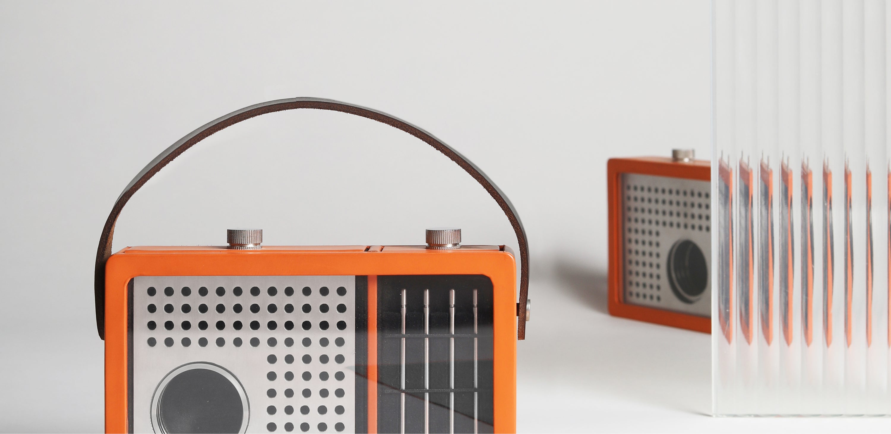 Radio-Home-Decor-Product-Taamaa